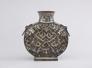 复古菱形纹双耳扁壶