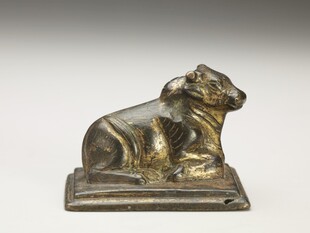 鎏金卧兽金属摆件