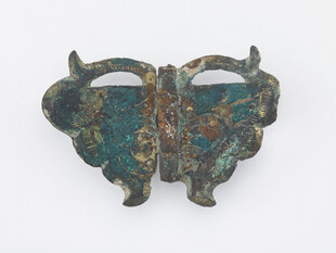 青铜蝴蝶形古物