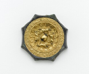 金色八角形徽章