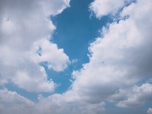 蓝天白云美景