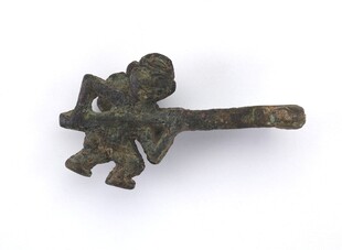 古代青铜人形器物