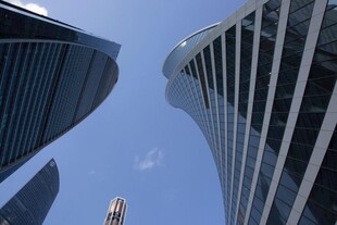 仰观都市摩天大楼