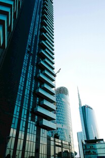 现代摩天大楼城市天际线