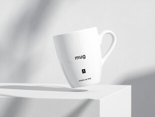 简约白色马克杯展示样机