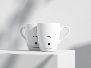 简约白色马克杯展示样机