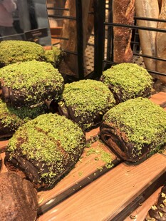 绿色苔藓蛋糕