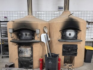 传统烤炉厨房烘焙好帮手