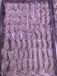 冷冻肉类整齐摆放