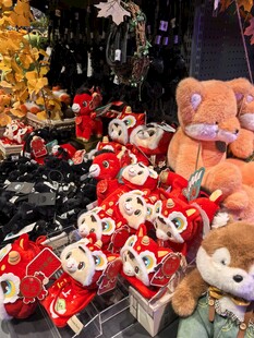 圣诞主题毛绒玩具陈列