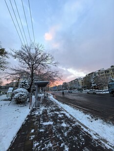 冬日雪后街道美丽景象