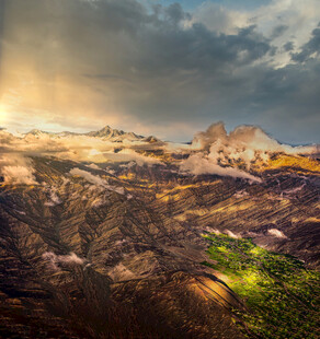 壮丽山川自然风景图