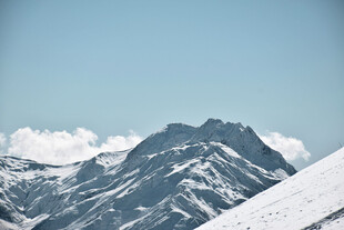 雪山壮丽风光