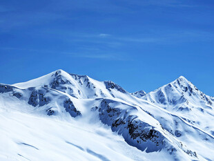 壮丽雪山美景