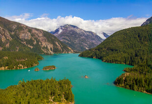 秀丽湖山美景