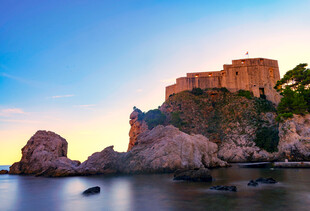 海边城堡美景