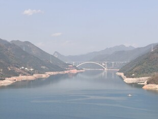 大坝