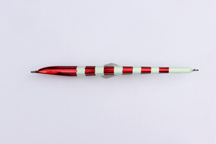 红白相间条纹路亚鱼饵