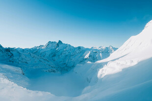 壮丽雪山美景