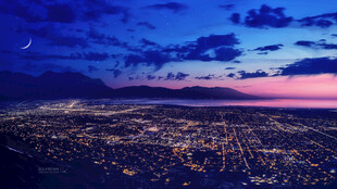 城市夜景与天边绚丽霞光