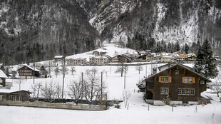 阿尔卑斯山下木屋