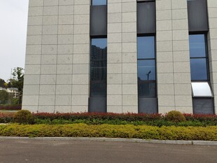 现代风格办公建筑外观