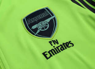 阿森纳球衣特写