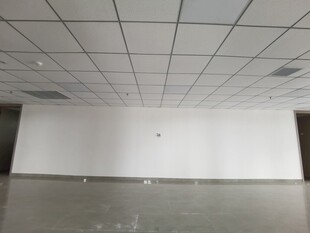 空旷室内空间待装修场景