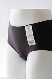 黑色女士内裤展示