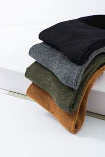 多彩袜子堆叠展示