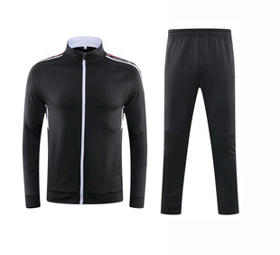 黑色运动套装两件套