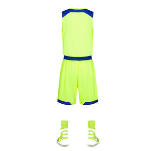 荧光绿运动套装及鞋袜