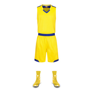 黄色篮球运动套装及战靴