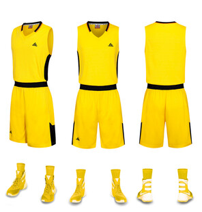 黄色篮球运动套装及配件