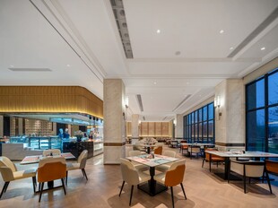 现代简约风格餐厅室内景
