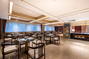 中式餐厅雅致用餐空间