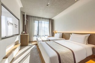 现代简约风格双床酒店客房