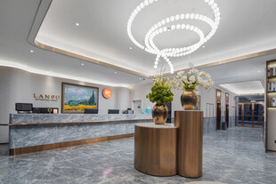 现代简约风格酒店大堂