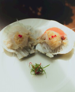 精致扇贝料理摆盘