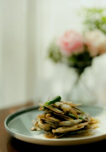 美味特色炒蛏子