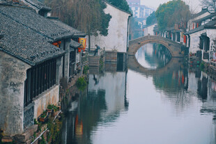 江南水乡古桥流水人家