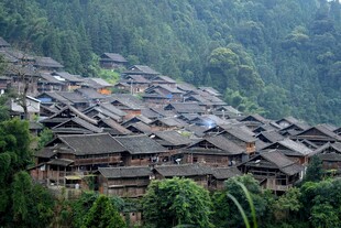 苗家村落