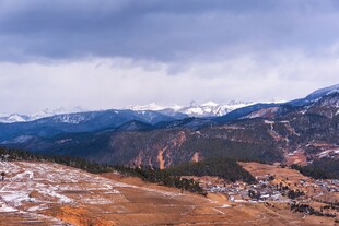 壮丽山景