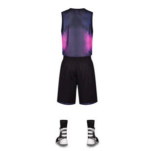 时尚运动套装及配饰展示