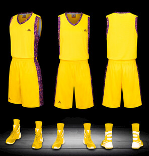 黄色篮球运动装备套装展示