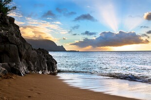 海边日出美景