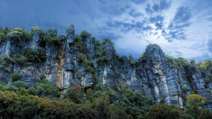 壮丽山景