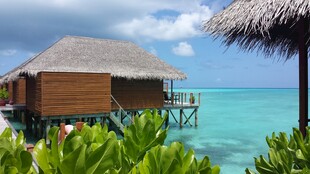 水上木屋海景风光