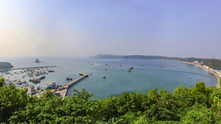 俯瞰海滨美景