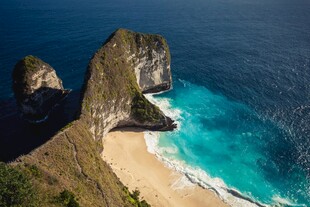 巴厘岛绝美海岸风光